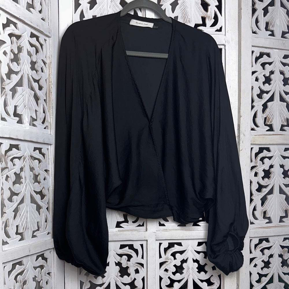 Mustard Seed Black Draped V-Neck Balloon Sleeve Blouse • M